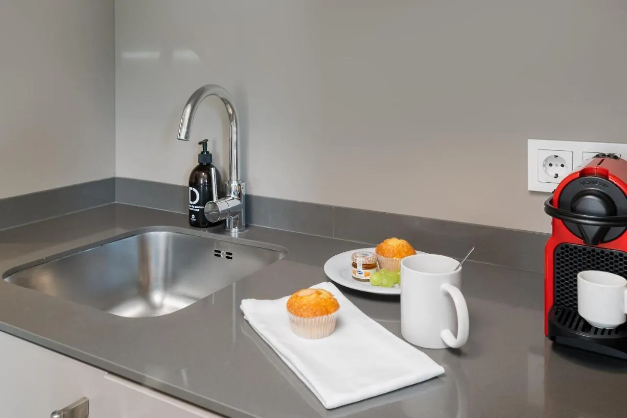 Kronos On The Beach Suite 1 Barcelona Apartment